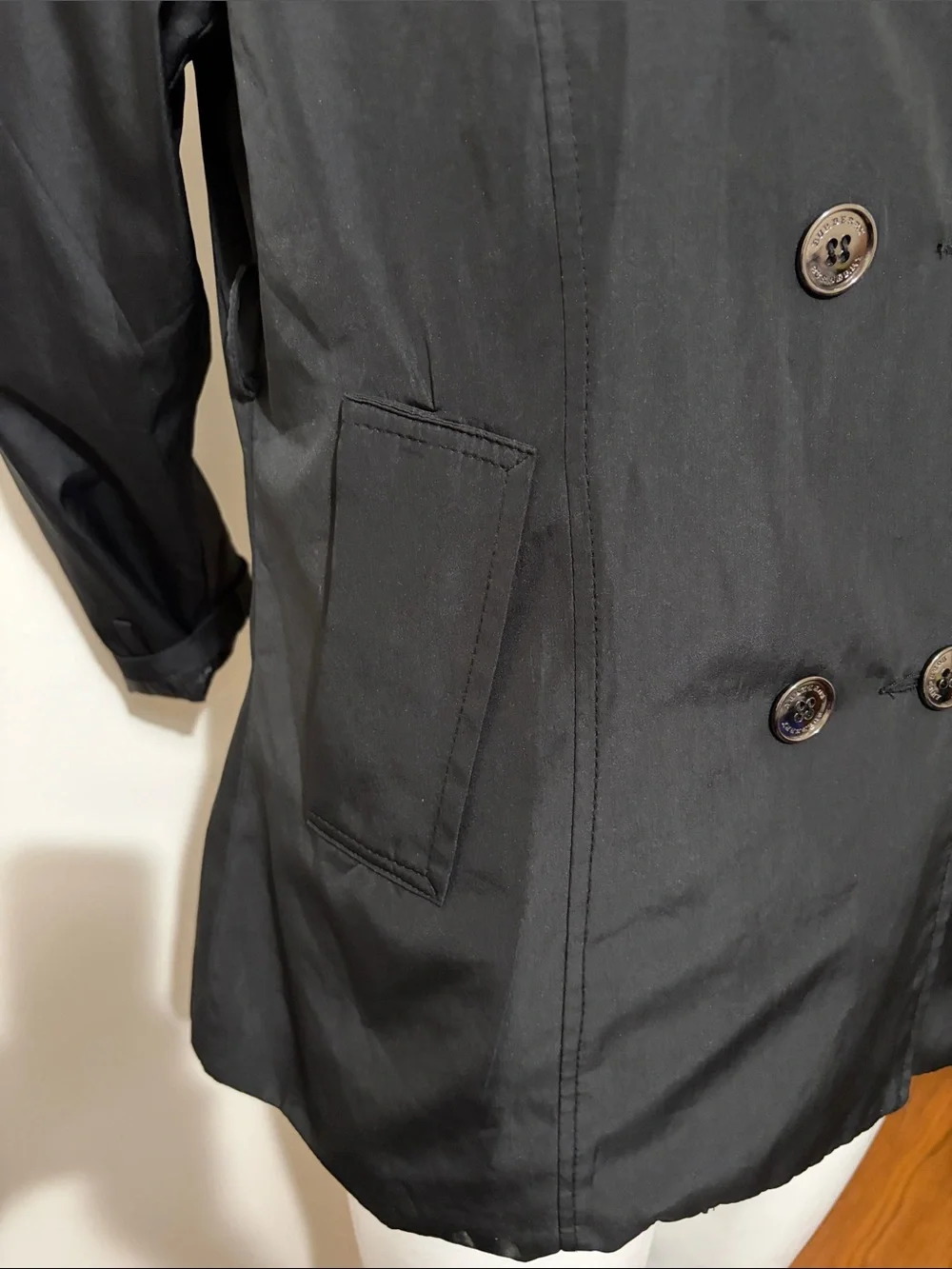 Burberry Black Double-Breasted Trench Coat Jacket Made in England - Picture 11 of 16